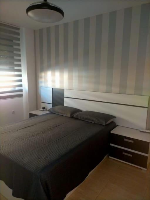 Apartamento Moderno Con Piscina Garaje Wifi Ac El Campello Luaran gambar